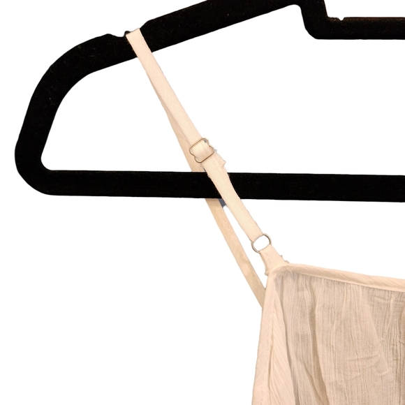 NWOT LF Boutique Off-Shoulder Floral Tie-Front Flowing Top - Picture 9 of 10